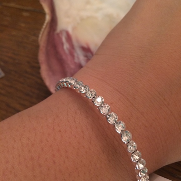 Ethel & Myrtle- Crystal Cuff Bracelet- NWT! - Picture 5 of 6